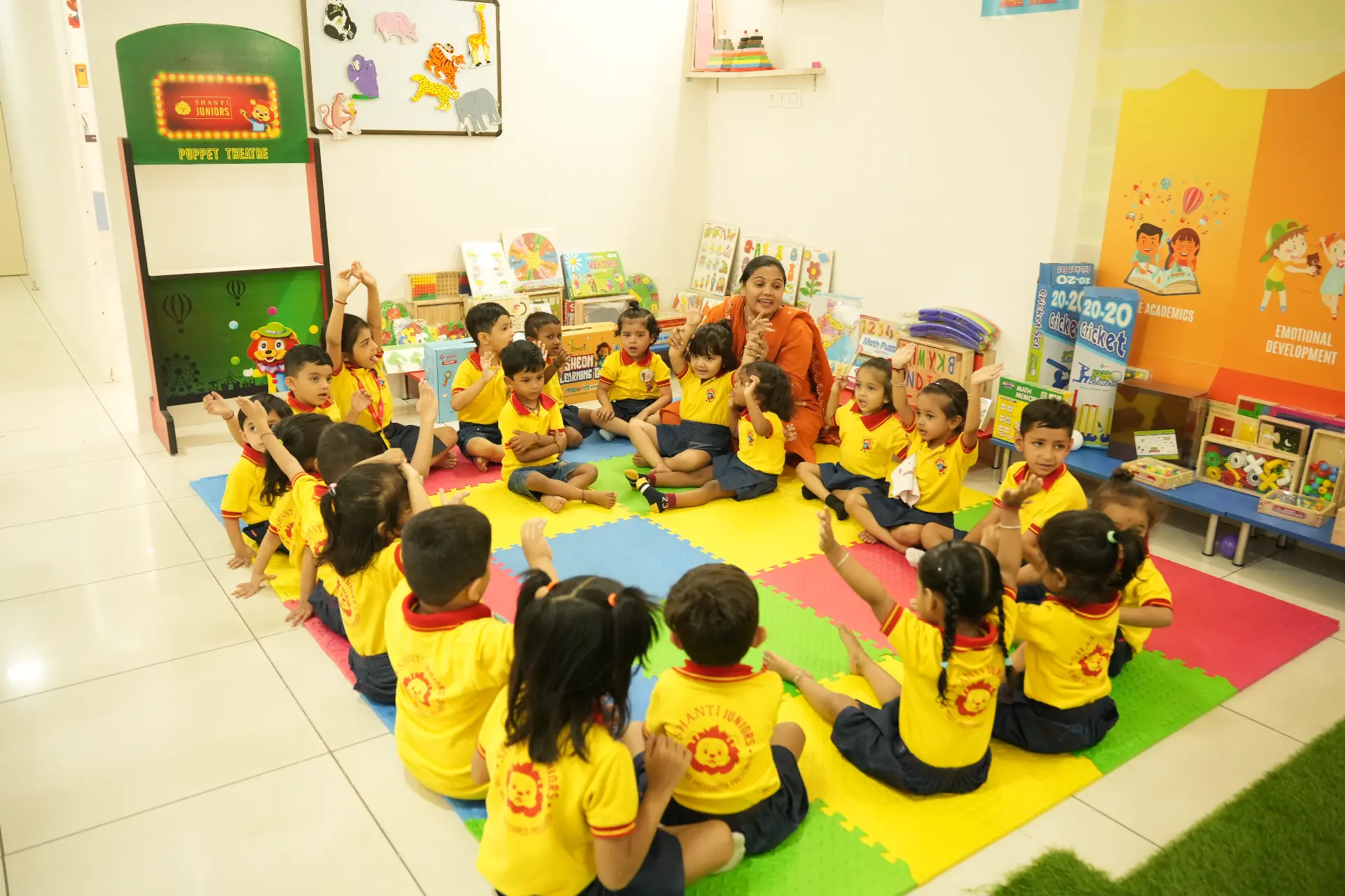 Teacher leading circle time with toddlers